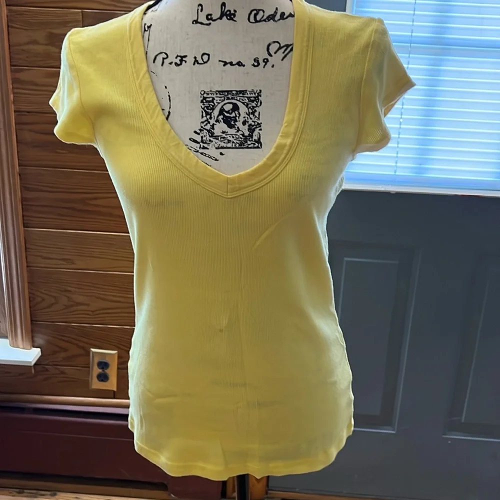 Shirt - Picture 1 of 4